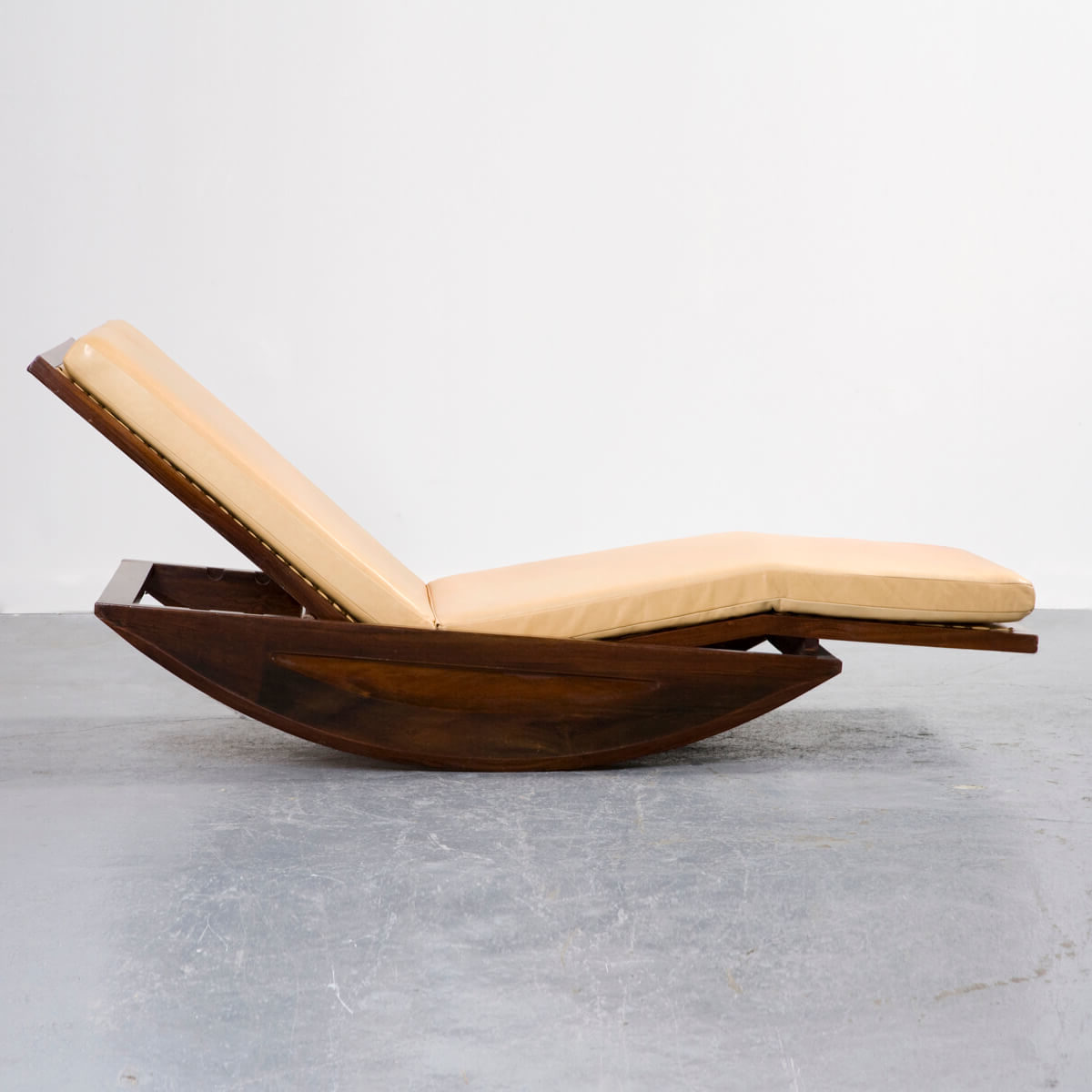 "Chaise Lounge Rocking Chair" by Joaquim Tenreiro (LC676) R & Company