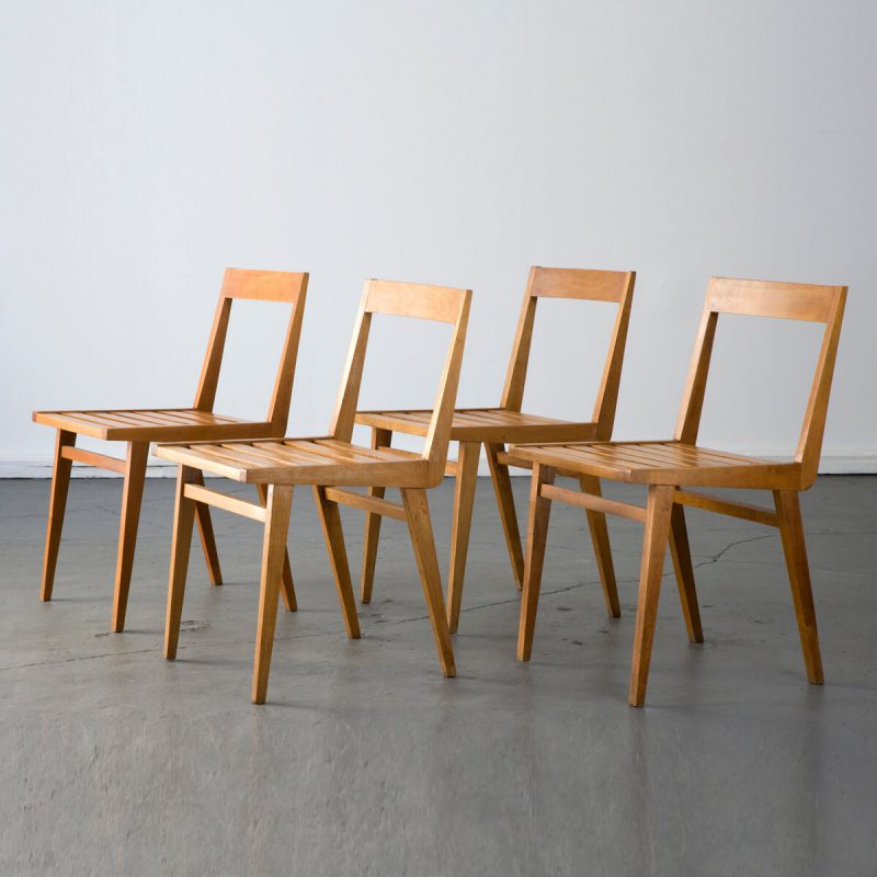 Set of four chairs with slatted seat in pau marfim