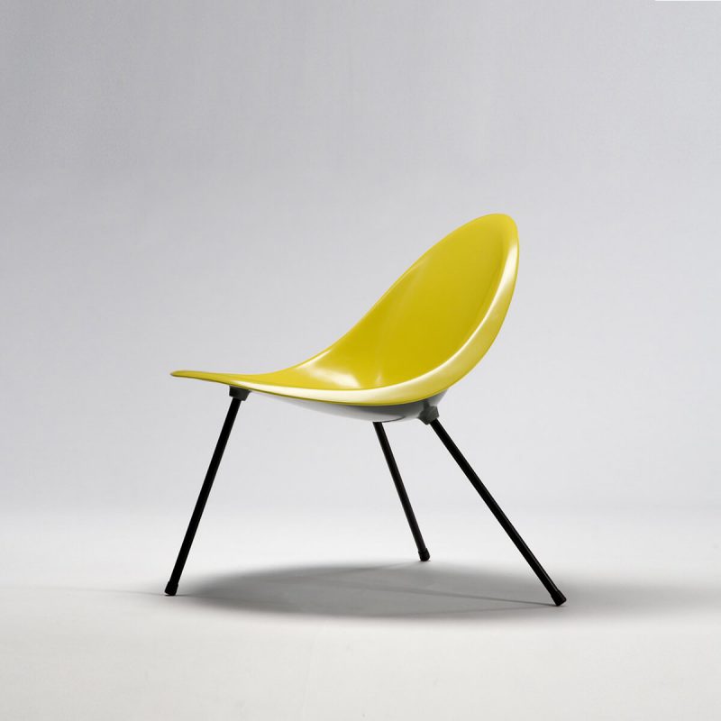 Molded aluminum tripod chair in yellow