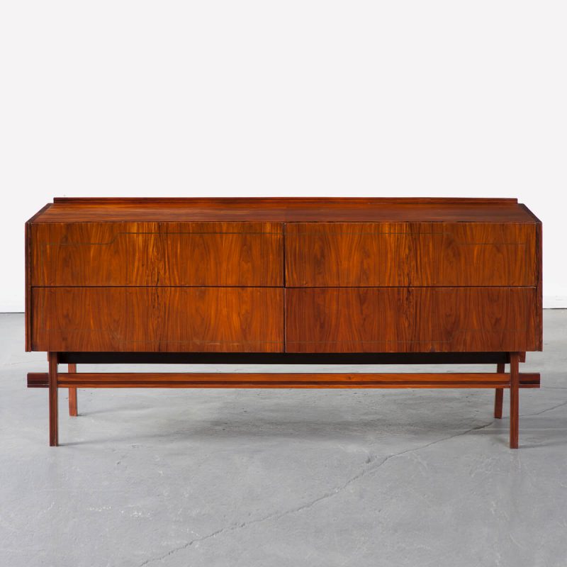 Credenza with four drawers in jacaranda.